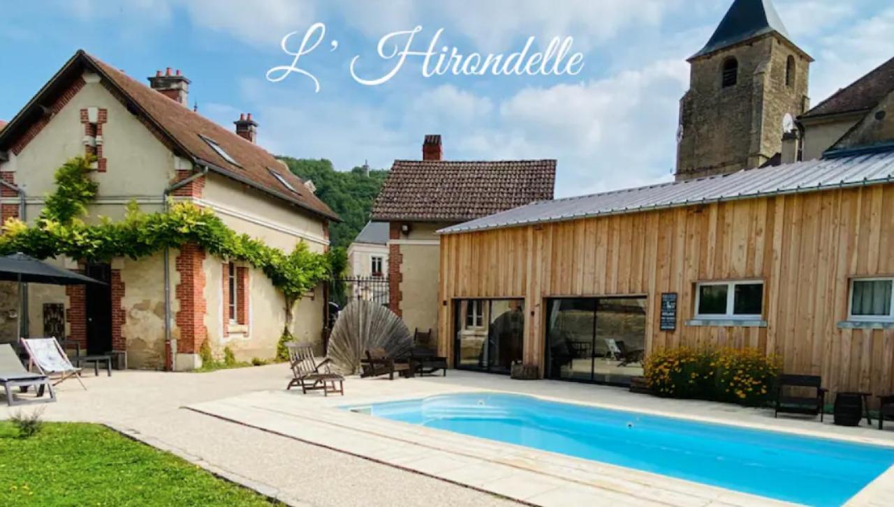 Pool House-L'Hirondelle De Sermizelles- Grand Jardin, Calme Et Nature Aux Portes Du Morvan Exterior foto